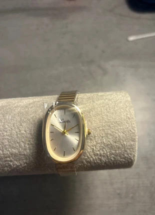 Roestvrijstalen horloge, staat: Nieuw met prijskaartje, maat: Universele maat, € 8,00, € 9,10 inclusief Kopersbescherming