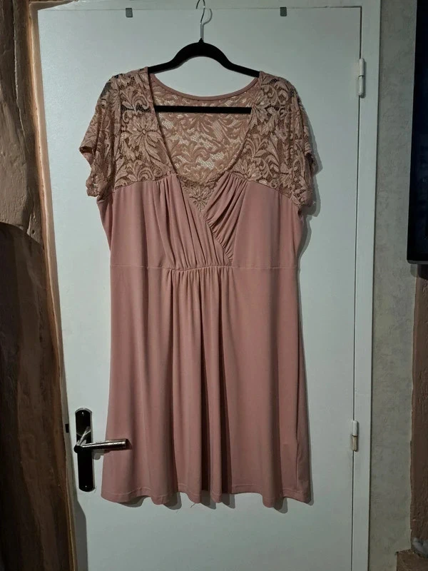 Robe vieux rose