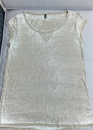 T - shirt tg.s, marca: Benetton, estado: Bueno, tamaño: S / 36 / 8, 3,00 €, 3,85 € Protección al comprador incluida