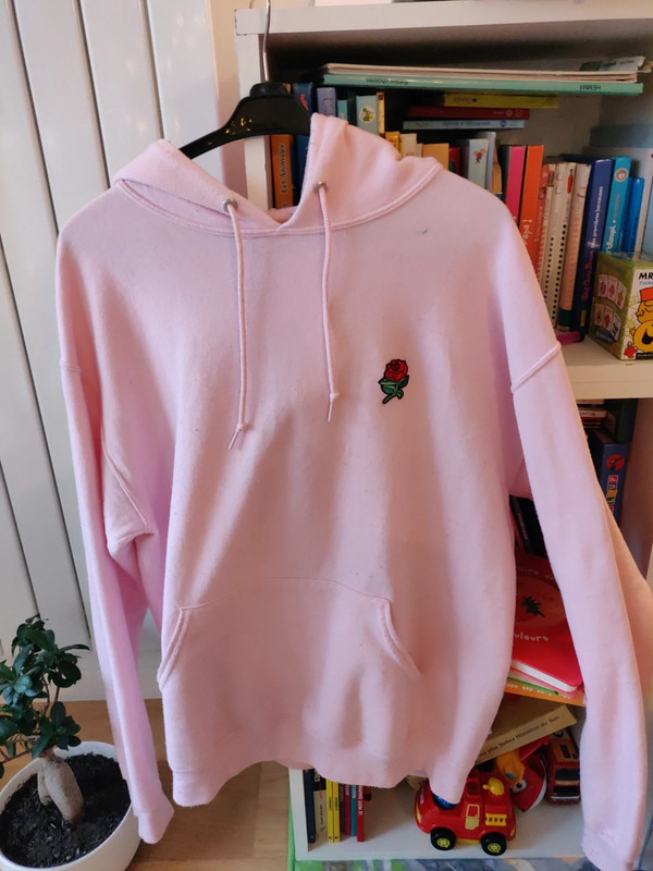 Artist union clearance pink hoodie