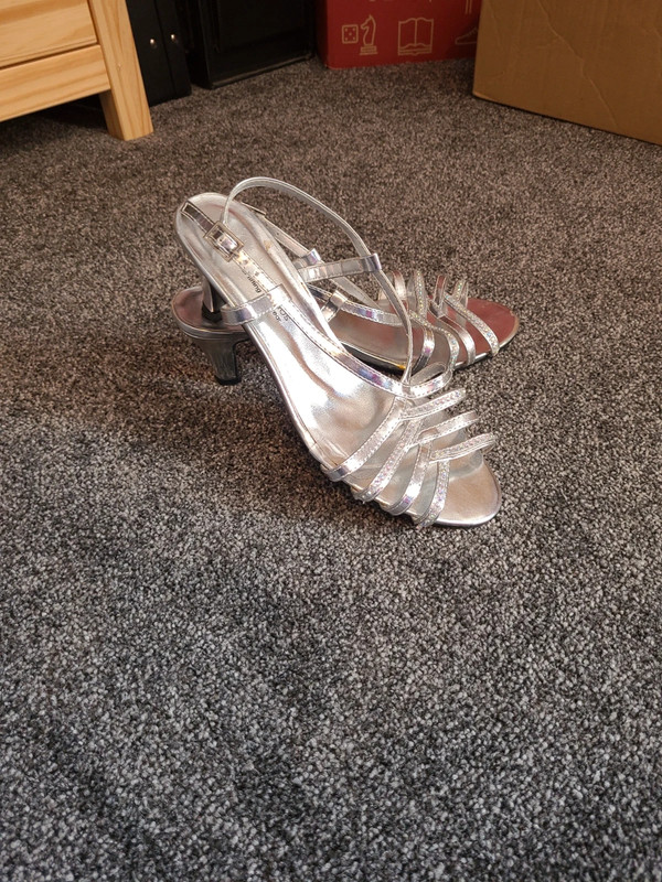 Silver shoes Size 6 Vinted