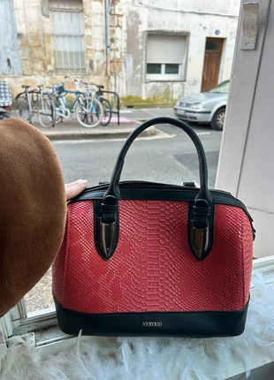Sac à main effet serpent, marque: VERYRIO, état: Très bon état, 8,00 €, 9,10 € Protection acheteurs incluse