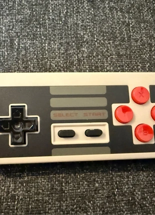 8bitdo nes30, marca: 8BitDo, estado: Muito bom, €18.00, €19.60 inclui Proteção do Comprador