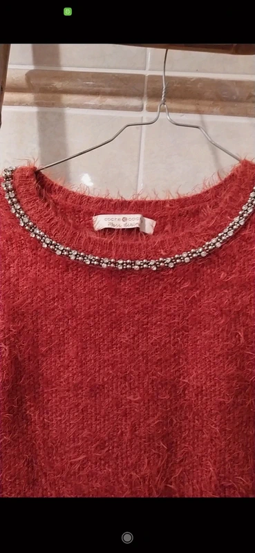 Pull poilu orangé et strass Cache cache 38
