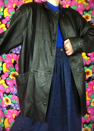 veste en cuir et daim noire oversize vintage années 80, brand: Vintage Dressing, condition: Very good, size: One size, €59.00, €62.65 includes Buyer Protection Pro