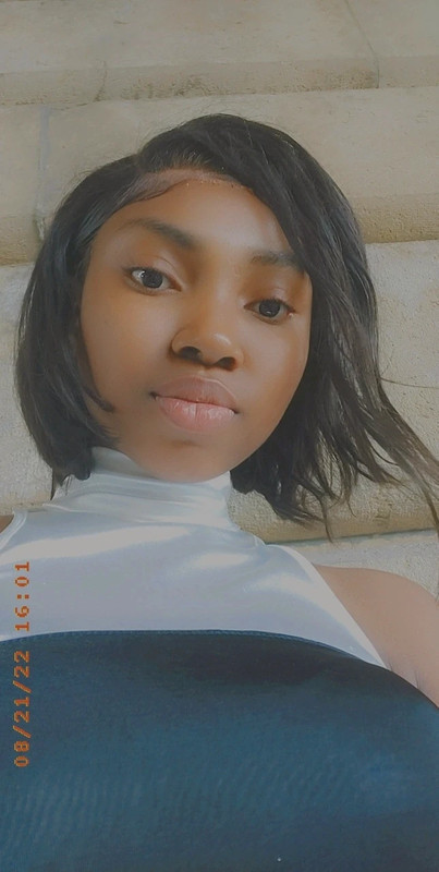 queennounoute971 profile picture