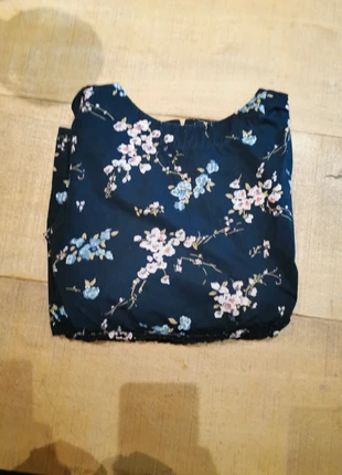 Très jolie tunique, marque: Bonpoint, état: Très bon état, taille: 12 ans / 152 cm, 18,00 €, 19,60 € Protection acheteurs incluse