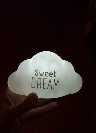 Veilleuse forme nuage , zustand: Sehr gut, 4,00 €, 4,90 € inklusive Vinted-Käuferschutz