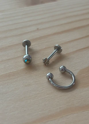 Piercings tragus, état: Très bon état, 3,00 €, 3,85 € Protection acheteurs incluse