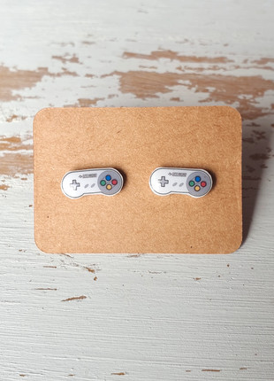 Snes Nintendo Orecchini, marque: Nintendo, état: Très bon état, 5,00 €, 5,95 € Protection acheteurs incluse