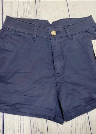 Short azules mujer nuevos, merk: Local, staat: Nieuw met prijskaartje, maat: XS / 34 / 6, € 4,00, € 4,90 inclusief Kopersbescherming