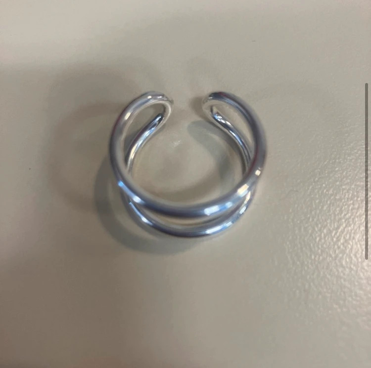 Old navy silver ring 2