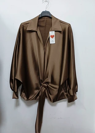 Camicia d raso taglia unica, marque: Made In Italy, état: Neuf sans étiquette, taille: Taille unique, 12,00 €, 13,30 € Protection acheteurs incluse