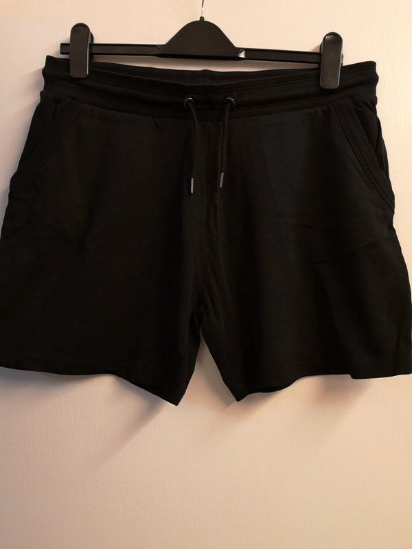 Black shorts 2024 size 16