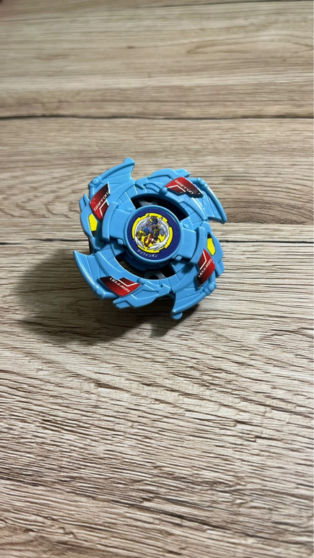 Beyblade Bakuten Shoot Griffon 1