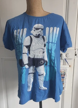 Stormtrooper on a Skateboard Tee – Star Wars Drip, merk: Star Wars, staat: Heel goed, maat: L, € 4,00, € 4,90 inclusief Kopersbescherming