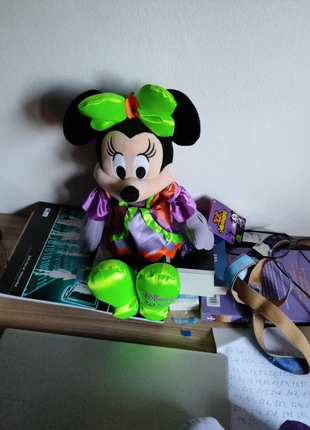 Peluche Minnie Halloween 2025, marque: Disneyland Paris, état: Neuf avec étiquette, taille: Prématuré, jusqu'à 44cm, 13,00 €, 14,35 € Protection acheteurs incluse