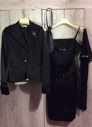 Set Completo in raso nero donna per le feste di capodanno 🥳, brand: Artigli, condizioni: Ottime, taglia: M / IT 42 / EU 38, €15.00, €16.45 include la Protezione acquisti