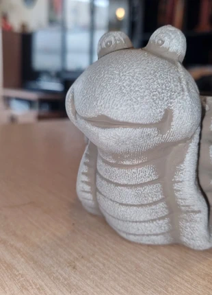 Kikker beeldje van steen!, staat: Heel goed, € 4,00, € 4,90 inclusief Kopersbescherming