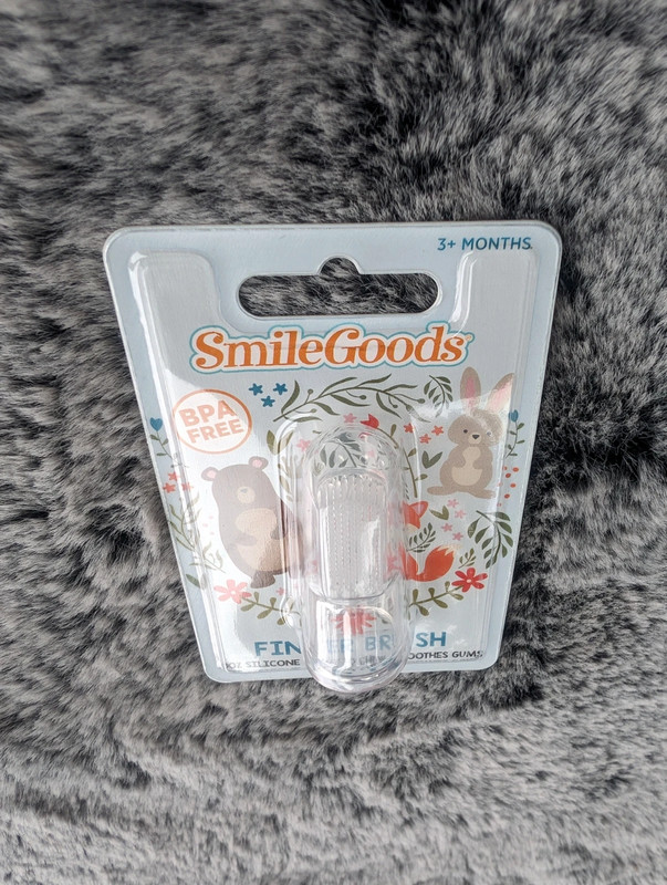 Smile goods finger brush 4