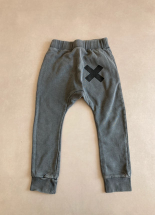 Beau Loves sweatpants 2/3y, marque: Beau Loves, état: Très bon état, taille: 24-36 mois / 92 cm, 10,00 €, 11,20 € Protection acheteurs incluse