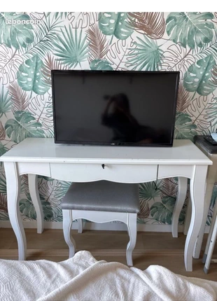 Meuble coiffeuse avec tiroir et tabouret, état: Bon état, taille: M, 50,00 €, 53,20 € Protection acheteurs incluse