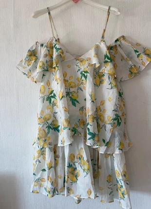 Robe H&M citron Dolce Vita volants – neuve – T34, marke: H&M, zustand: Neu, größe: XS / 34 / 6, 5,00 €, 5,95 € beinhaltet Vinted-Käuferschutz Pro