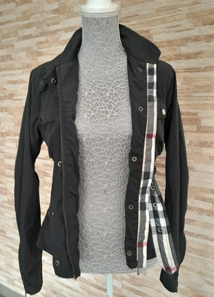 Veste Burberry TS, brand: Burberry, condition: Very good, size: S / 36 / 8, €115.00, €121.45 includes Buyer Protection