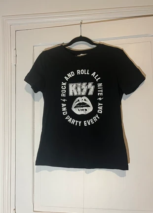 Teeshirt graphique, kiss mango taille XS/S, état: Neuf sans étiquette, taille: XS / 34 / 6, 4,00 €, 4,90 € Protection acheteurs incluse