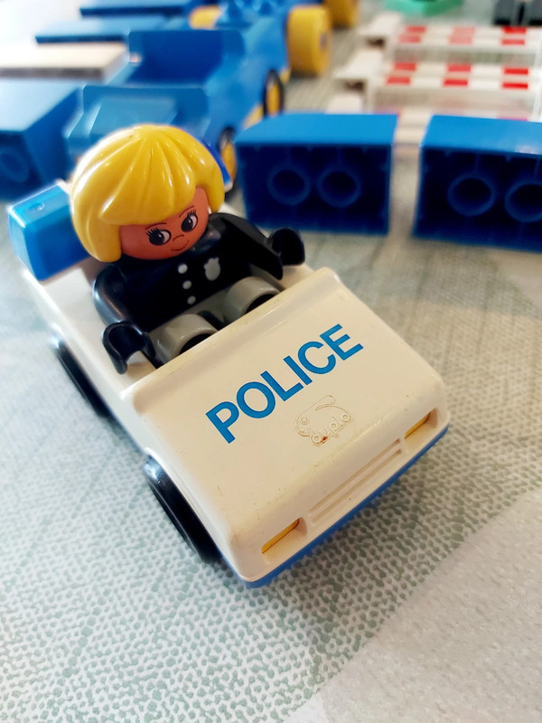 LEGO Duplo police station vintage 5