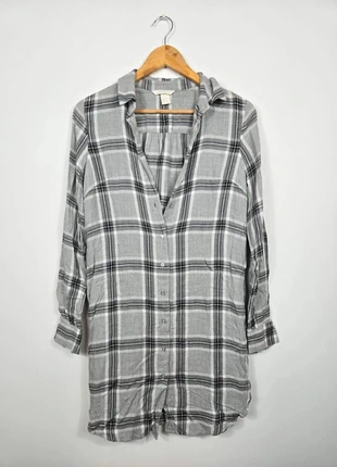 Robe à carreaux grise H&M 34, brand: H&M, condizioni: Ottime, taglia: XS / IT 38 / EU 34, €3.00, €3.85 include la Protezione acquisti