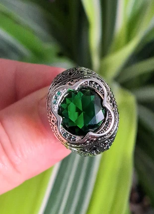Très jolie bague Argent S925 Zircone verte unisexe taille 62.5, marque: Argent, état: Très bon état, taille: 20,2 mm, 30,00 €, 32,20 € Protection acheteurs incluse