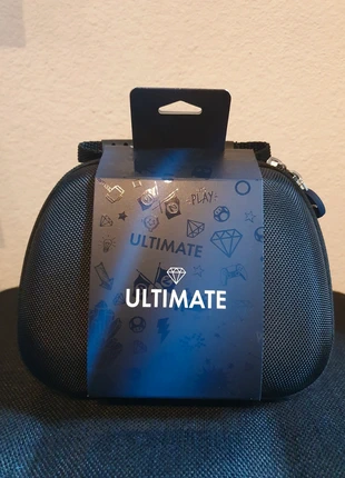 Housse de protection manette, brand: freaks geeks, condizioni: Nuovo con cartellino, €9.90, €11.10 include la Protezione acquisti