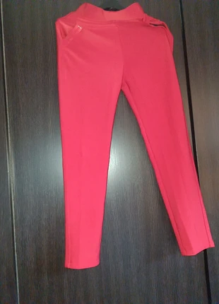 Rode comfortbroek, brand: Comfort, condizioni: Nuovo senza cartellino, taglia: XL / IT 46 / EU 42, €10.00, €11.20 include la Protezione acquisti