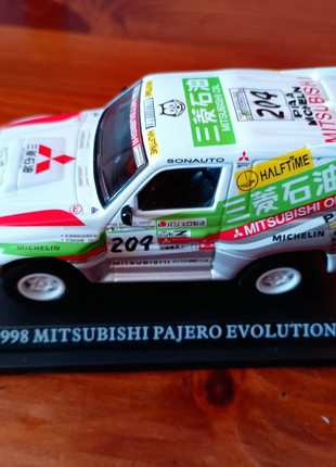 Mitsubishi Pajero Evolution - Paris Granada Dakar 1998 - 1:43, marke: Dakar, zustand: Sehr gut, größe: Neugeborenes / 44, 12,00 €, 13,30 € inklusive Vinted-Käuferschutz