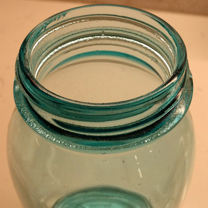 Vintage Blue Ball Quart Jar, No Lid 3