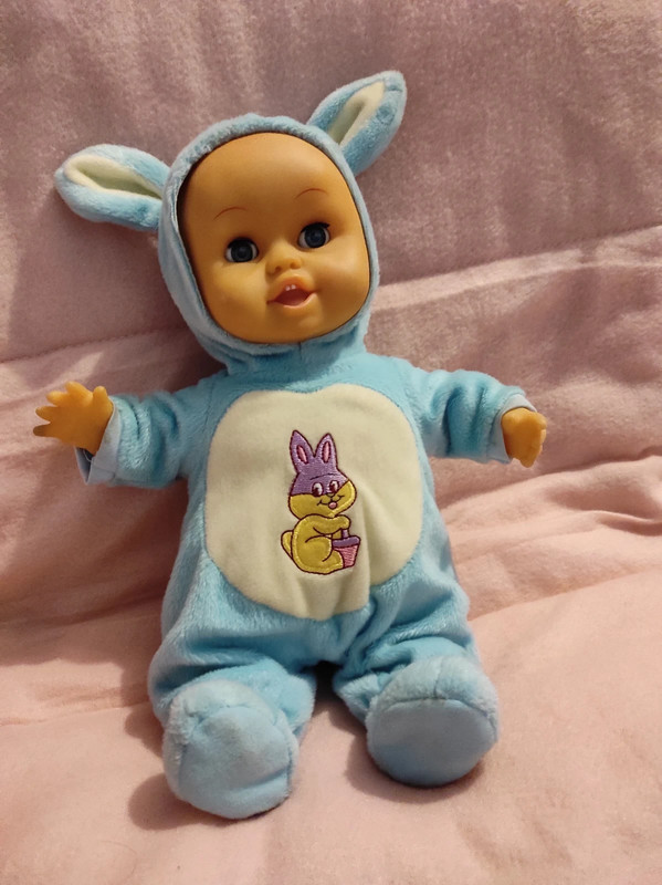 Nenuco com pijama azul