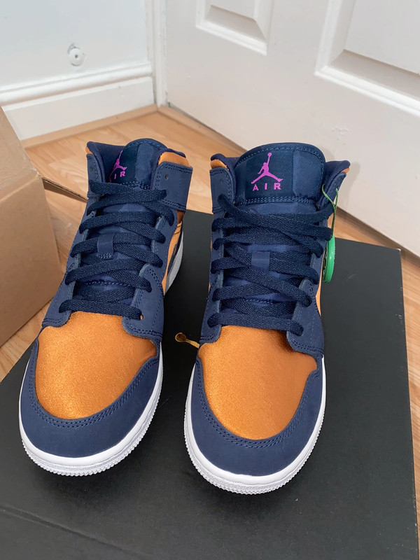 Jordan 1 mid clearance obsidian desert ochre