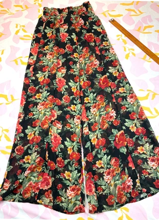 Pantalon leger en toile motif d'été fleur fluide taille 32 Forever 21 doublure short, merk: Forever 21, staat: Heel goed, maat: XXS / 32 / 4, € 15,00, € 16,45 inclusief Kopersbescherming Pro