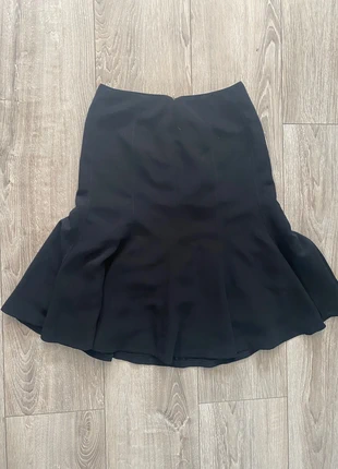 Jupe Zara noire, marque: Zara, état: Neuf sans étiquette, taille: S / 36 / 8, 12,00 €, 13,30 € Protection acheteurs incluse