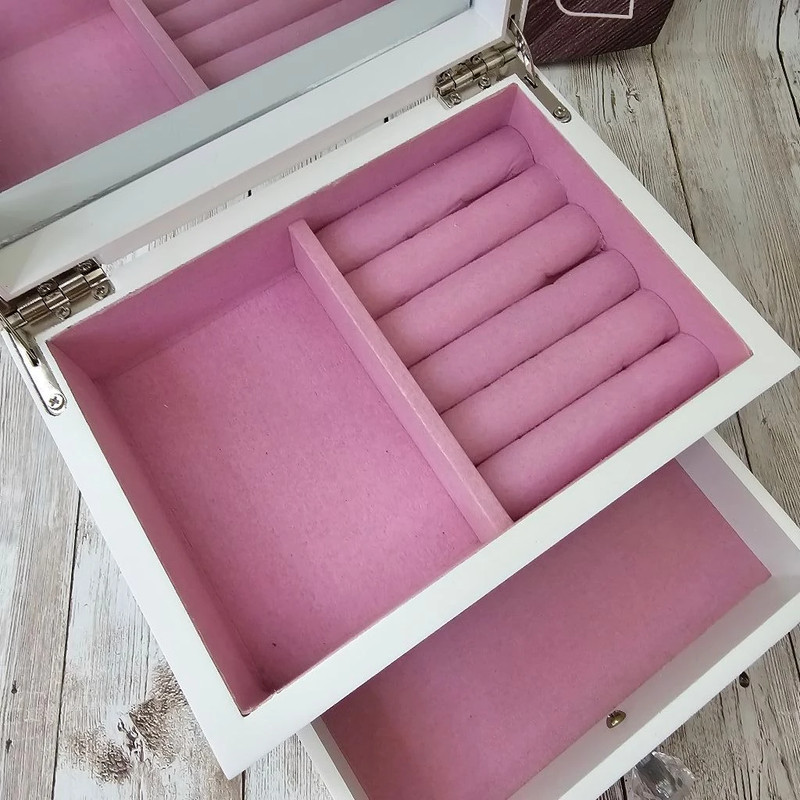 White Wooden Jewelry Box with Pink Lining and Mirror 3