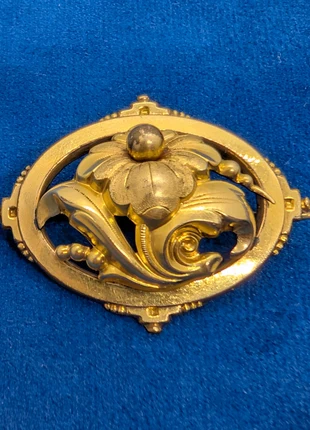 Broche en métal plaqué or époque Napoléon III, brand: Chic Antique, condition: Very good, €31.50, €33.78 includes Buyer Protection Pro