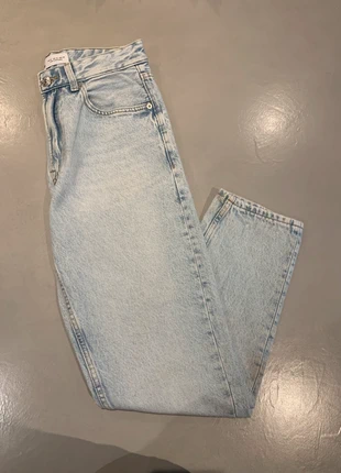 Jean bershka bleu taille 34, merk: Bershka, staat: Veelgebruikt, maat: W24 | FR 34, € 8,00, € 9,10 inclusief Kopersbescherming