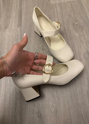 Mary Jane carré en cuir, marke: Mary Jane, zustand: Sehr gut, größe: 36, 15,00 €, 16,45 € inklusive Vinted-Käuferschutz