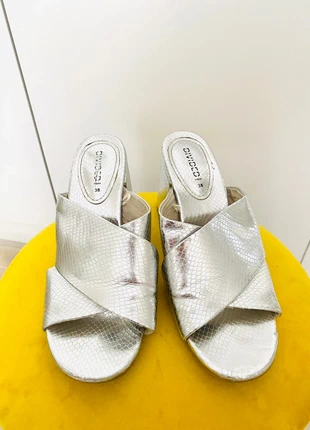 Chancla plata talla 38, estado: Muito bom, tamanho: 38, €5.00, €5.95 inclui Proteção do Comprador