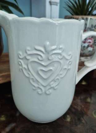 Carafe en céramique blanche shabby chic, marke: stachville, zustand: Wie neu, 17,50 €, 19,08 € beinhaltet Vinted-Käuferschutz Pro