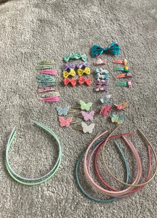 Hair clips, brand: Monsoon, condition: Very good, £2.00, £2.46 includes Buyer Protection