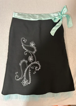 dainty tulle midi skirt , brand: COQUETTE, condizioni: Ottime, taglia: XS / IT 38 / EU 34, €14.00, €15.40 include la Protezione acquisti