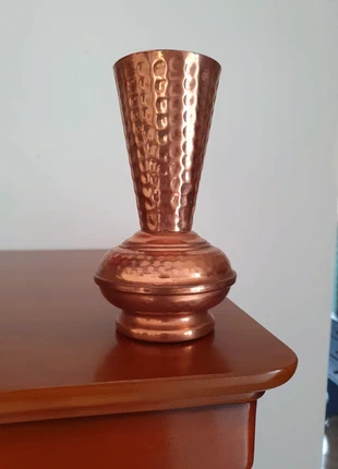 Vase ancien qui ressemble à du cuivre mais je ne suis pas sûre, état: Satisfaisant, 1,50 €, 2,28 € Protection acheteurs incluse