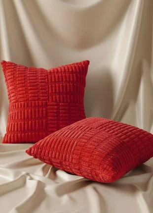 Lot de 2 housses de coussin en velours texturé 46x46cm – coloris rouge, état: Neuf sans étiquette, taille: 45 x 45 cm, 11,90 €, 13,20 € Protection acheteurs (Pro) incluse